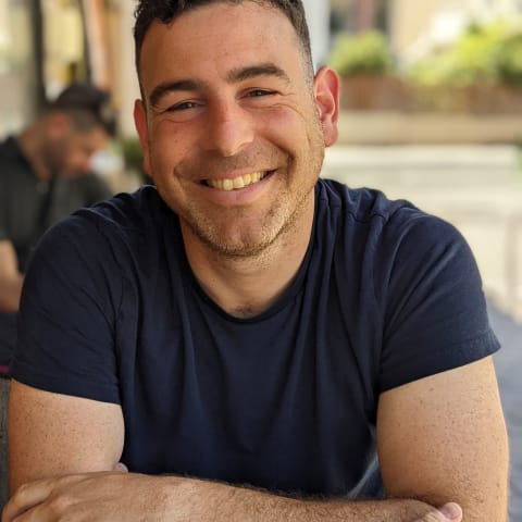 Profile photo of Amir C.