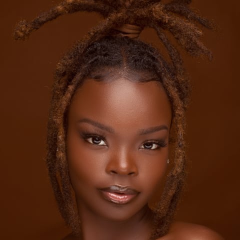 Profile photo of Lyrette B.