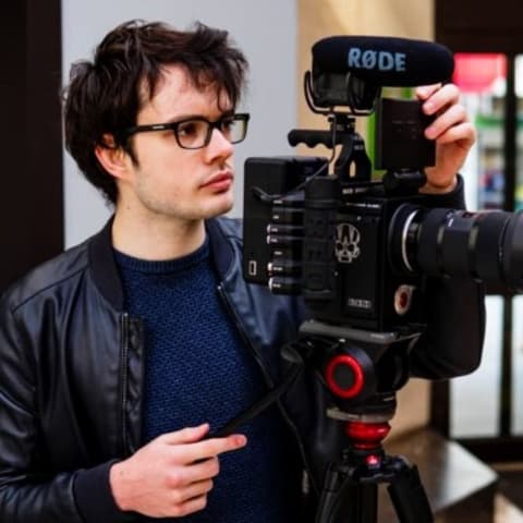 Profile photo of Christopher V.