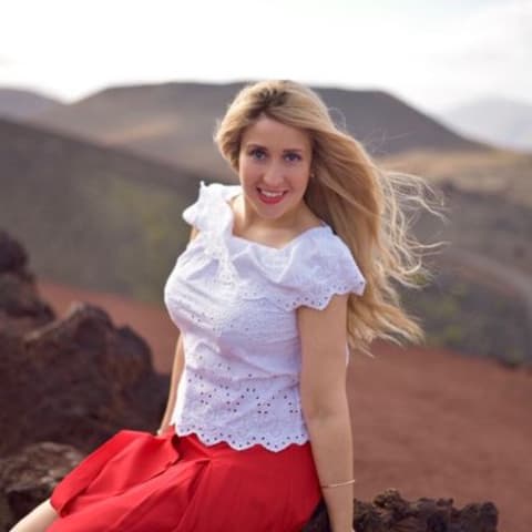 Profile photo of Sarah R.