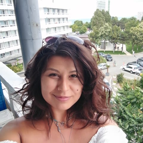 Profile photo of Andra S.