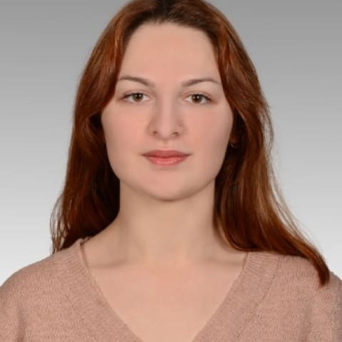 Profile photo of Ayse Y.
