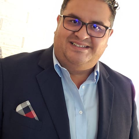 Profile photo of Isaac V.