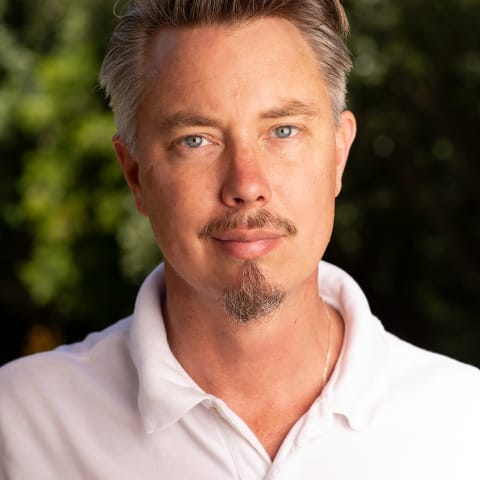 Profile photo of Erol E.