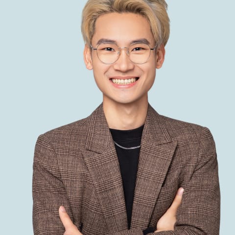 Profile photo of Anh V.