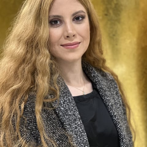 Profile photo of Mehrnam R.