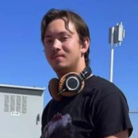 Profile photo of Nolan V.