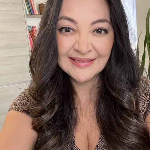 Profile photo of Mayra R.