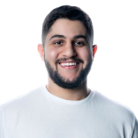 Profile photo of Momen H.