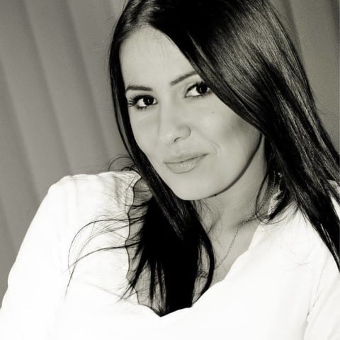 Profile photo of Amina Z.