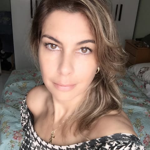 Profile photo of Neli S.