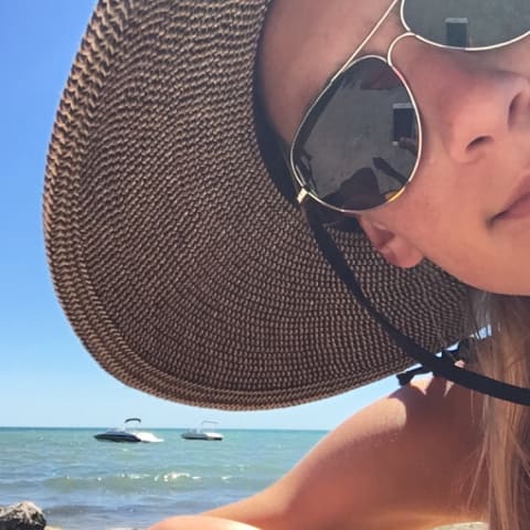 Profile photo of Jule B.