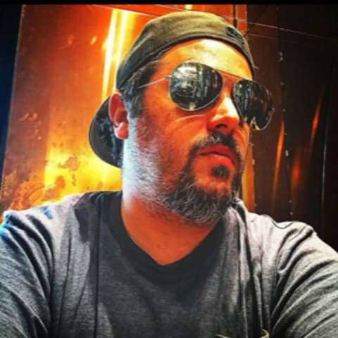 Profile photo of Ari B.