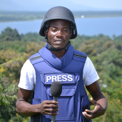 Profile photo of Byobe M.