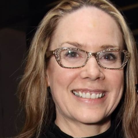 Profile photo of Helene R.