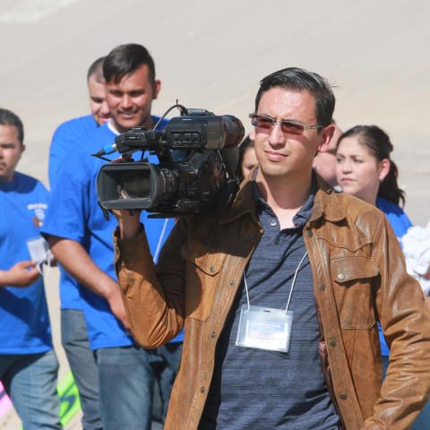 Profile photo of Julio-Cesar C.