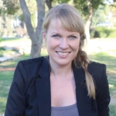 Profile photo of Lena O.