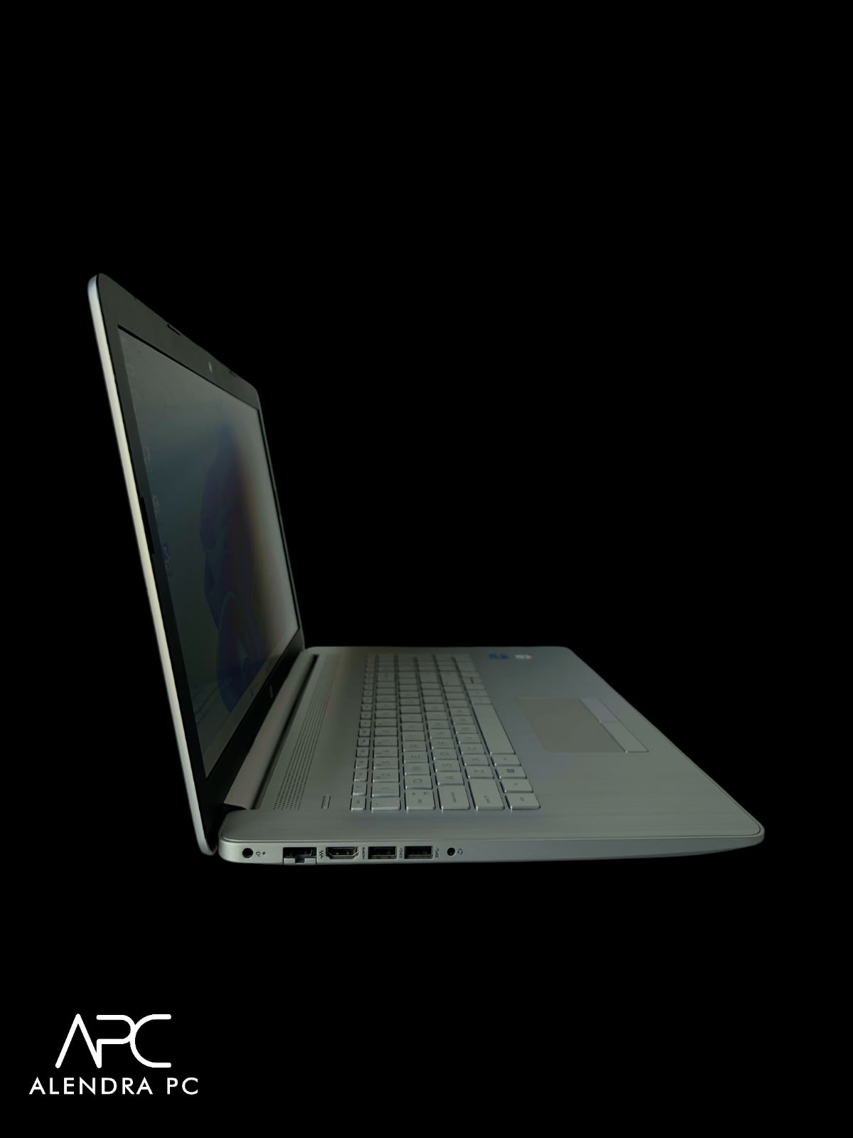 Hp laptop 17-by4063cl i5 11va 3