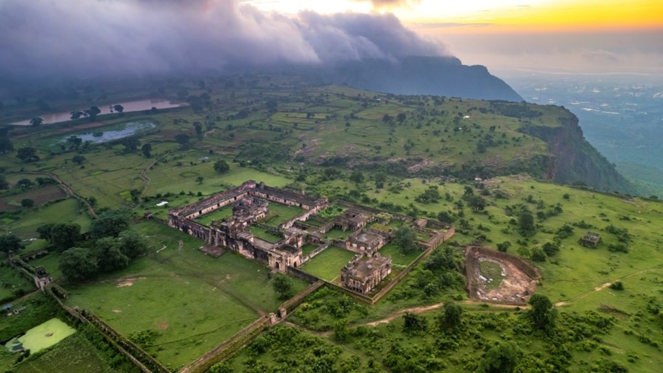 Rohtas skyline