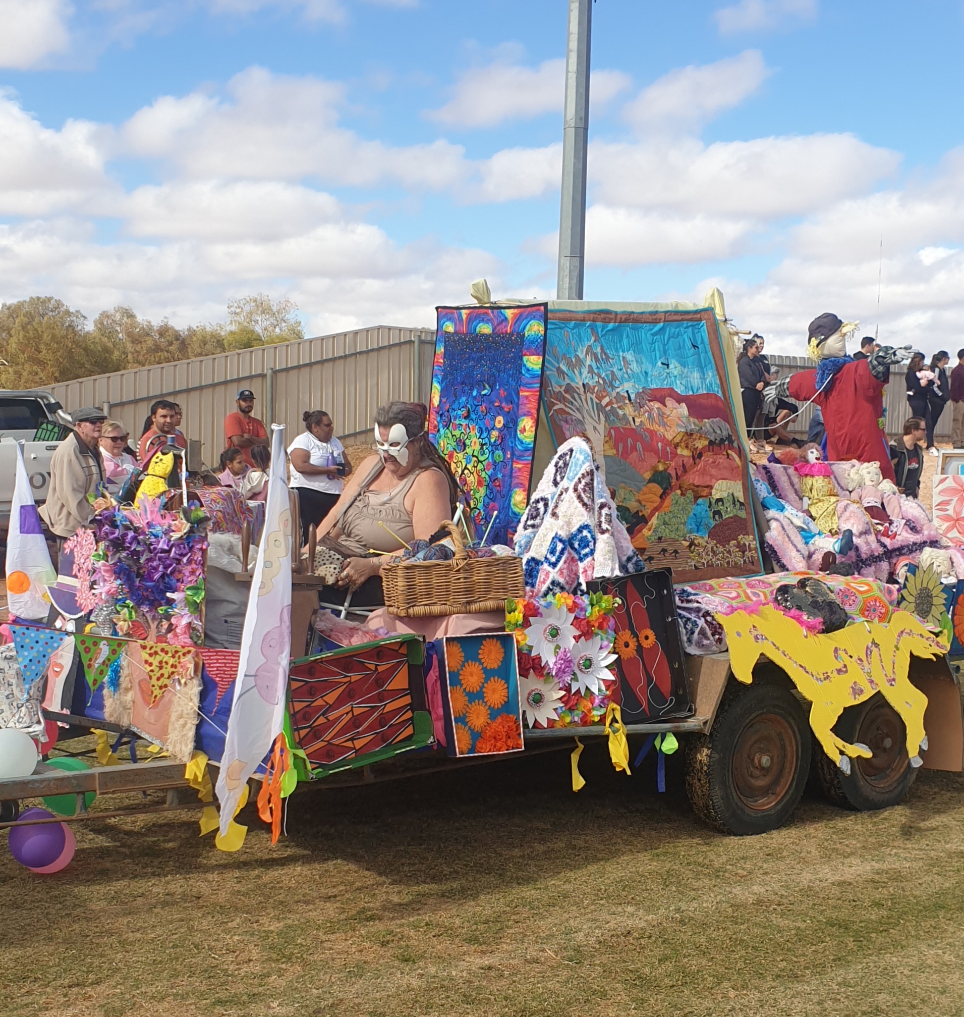 Image of RHONDA AMOS's review of Coober Pedy Opal Festival