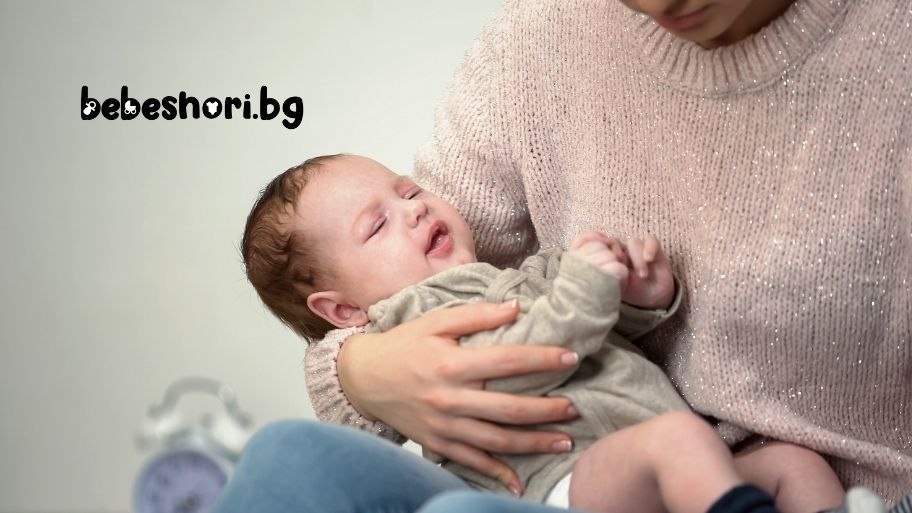 Кога започват коликите при бебето