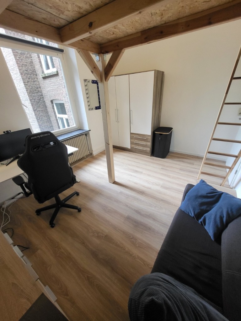 Room view 3