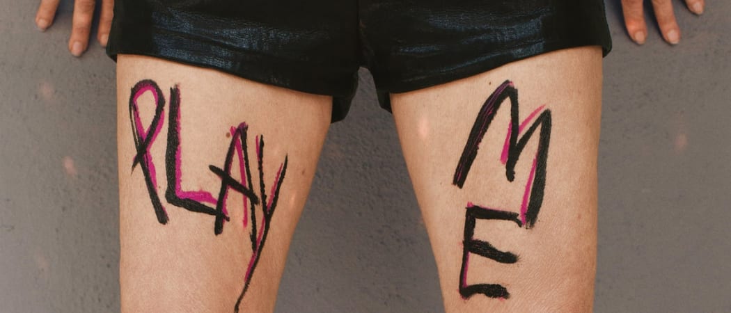 Kim Gordon Releases ‘Play Me’ Album Critiquing Tech Culture