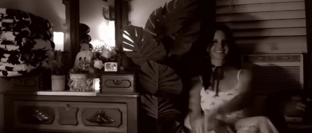 Lana Del Rey Releases New Single ‘White Feather Hawk Tail Deer Hunter’