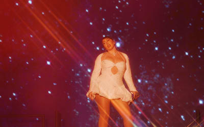 Kali Uchis vs Pearl Jam