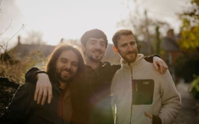 Ye Vagabonds — All Tied Together (River Lea)