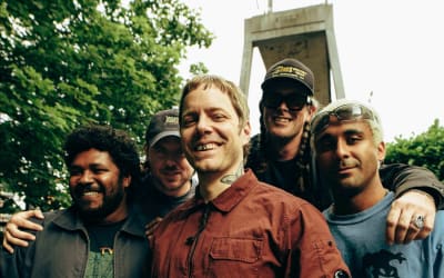 Album Review: Angel Du$t Harken Back to Their Hardcore Roots on ‘COLD 2 THE TOUCH’ - Atwood Magazine