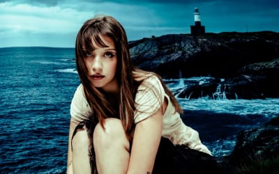 “This Is the Eleventh Hour”: Lia Pappas-Kemps Fires the Flare on “Towers,” a Smoldering Reckoning at the Breaking Point - Atwood Magazine