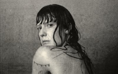 Lucy Kruger & The Lost Boys Traverse Sticky-Sweet Sonics on ‘Pale Bloom’ - Atwood Magazine