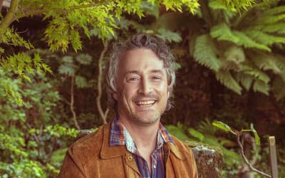 Album Premiere: Peppermint Moon - The Flipside