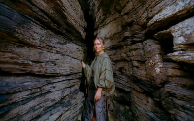 Laura Misch announces new album, Lithic