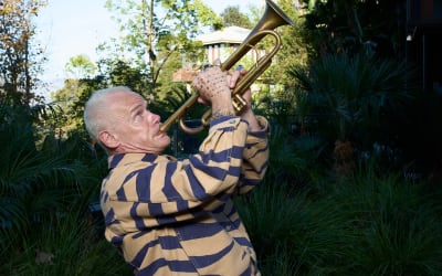 Flea releases cover of Frank Ocean's “Thinkin Bout You”