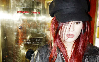 underscores announces new album, U