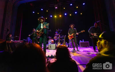 Hayes Carll and the Gulf Coast Orchestra Deliver Songwriting Masterclass, Pay Tribute to Todd Snider for Sold-out Crowd at Portland, OR's Aladdin Theater (SHOW REVIEW/PHOTOS) - Glide Magazine