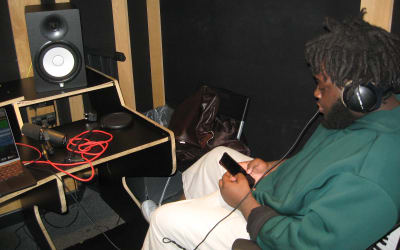 LISTEN: Latefortyfive & Krykey Craft Hypnotic Neo-Soul With Palpable Longing On “Paper straws” - Glide Magazine