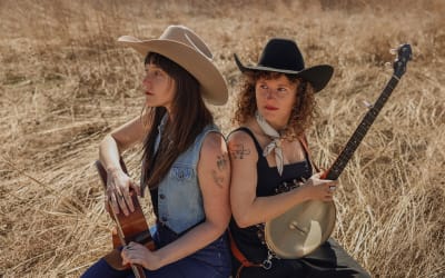 SONG PREMIERE: The Montvales Offer a Heartfelt Country-folk Testament to Forging Ahead with “Carolina” - Glide Magazine