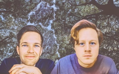 LISTEN: Plastic Jaguar Craft Ethereal Lo-fi Rock Fusion On Emotional “Out of Practice” - Glide Magazine