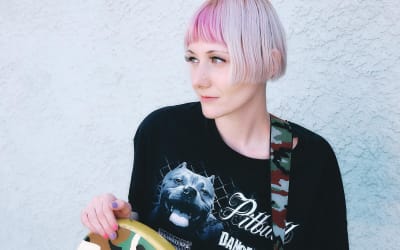 Dread & Grace: Jessica Lea Mayfield’s Private Gospel (FEATURE) - Glide Magazine