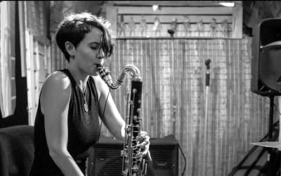 Experimental bass clarinetist Emily Rach Beisel drops a new album of heavy winds - Chicago Reader