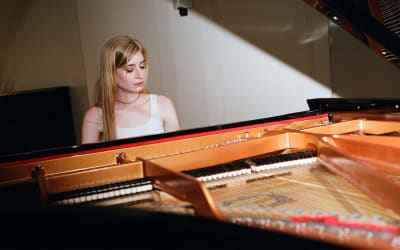 Experimental keyboardist and composer Kelly Moran gives you something to reflect on with Don’t Trust Mirrors - Chicago Reader