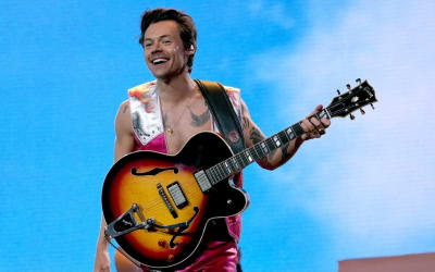 Harry Styles Believes Playing Residencies Instead of Touring Makes For a “Better Show”