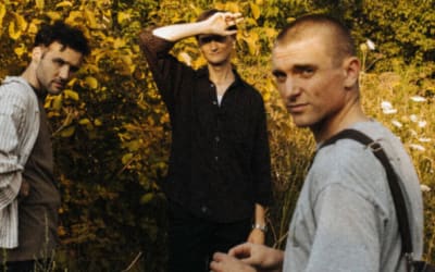 Cola announces 3rd studio album with “Hedgesitting” [Video]