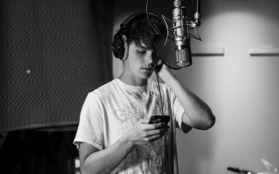 Will Foulke blends melodies on electrifying new single “Fresh Air”