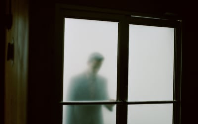 Parlour Magic Releases New Synth-Pop single “Embassy”