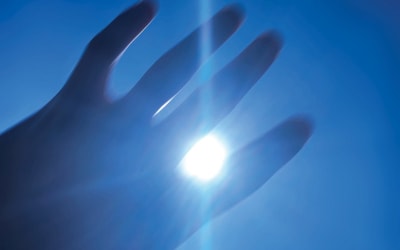 David August announces fifth album HYMNS and Listening Session in London - Inverted Audio