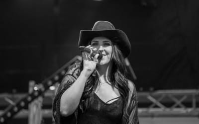 Jo Page – ‘When We Knew Nothing’: A Sunlit Anthem of Innocence and Reckless Joy